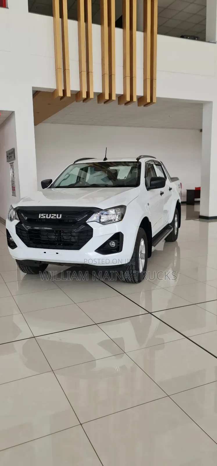 New Isuzu D-MAX 2025 Off white