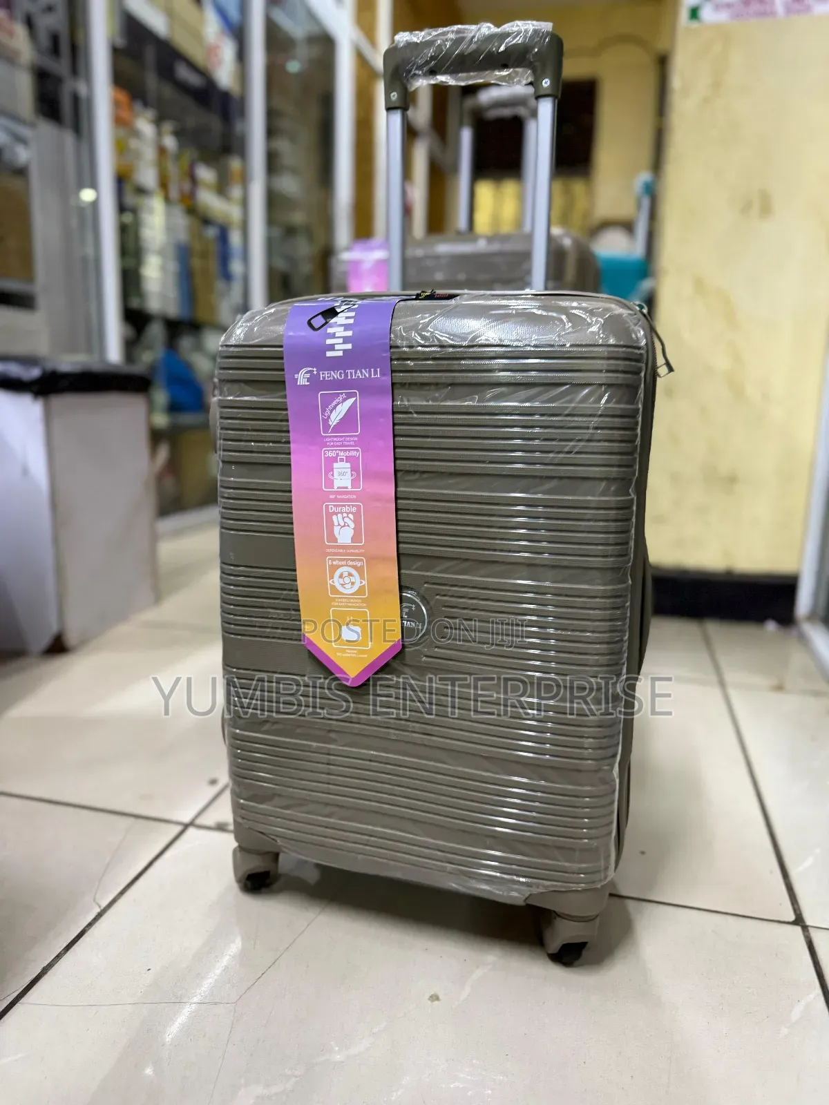 Medium Suitcases in Brown, Beige and Blue Colors Upto 20kgs