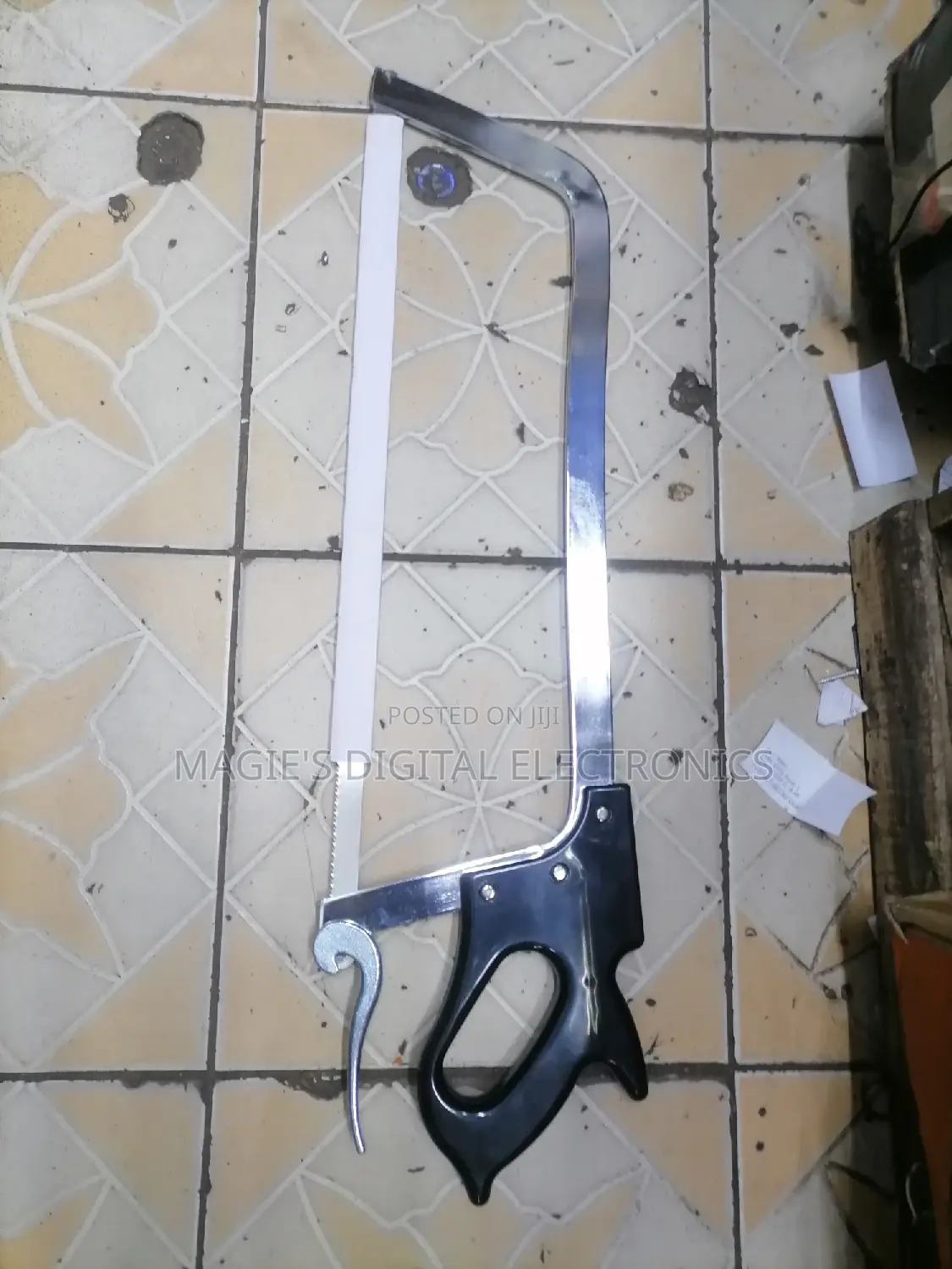 Well Performing Meat Saw 19"