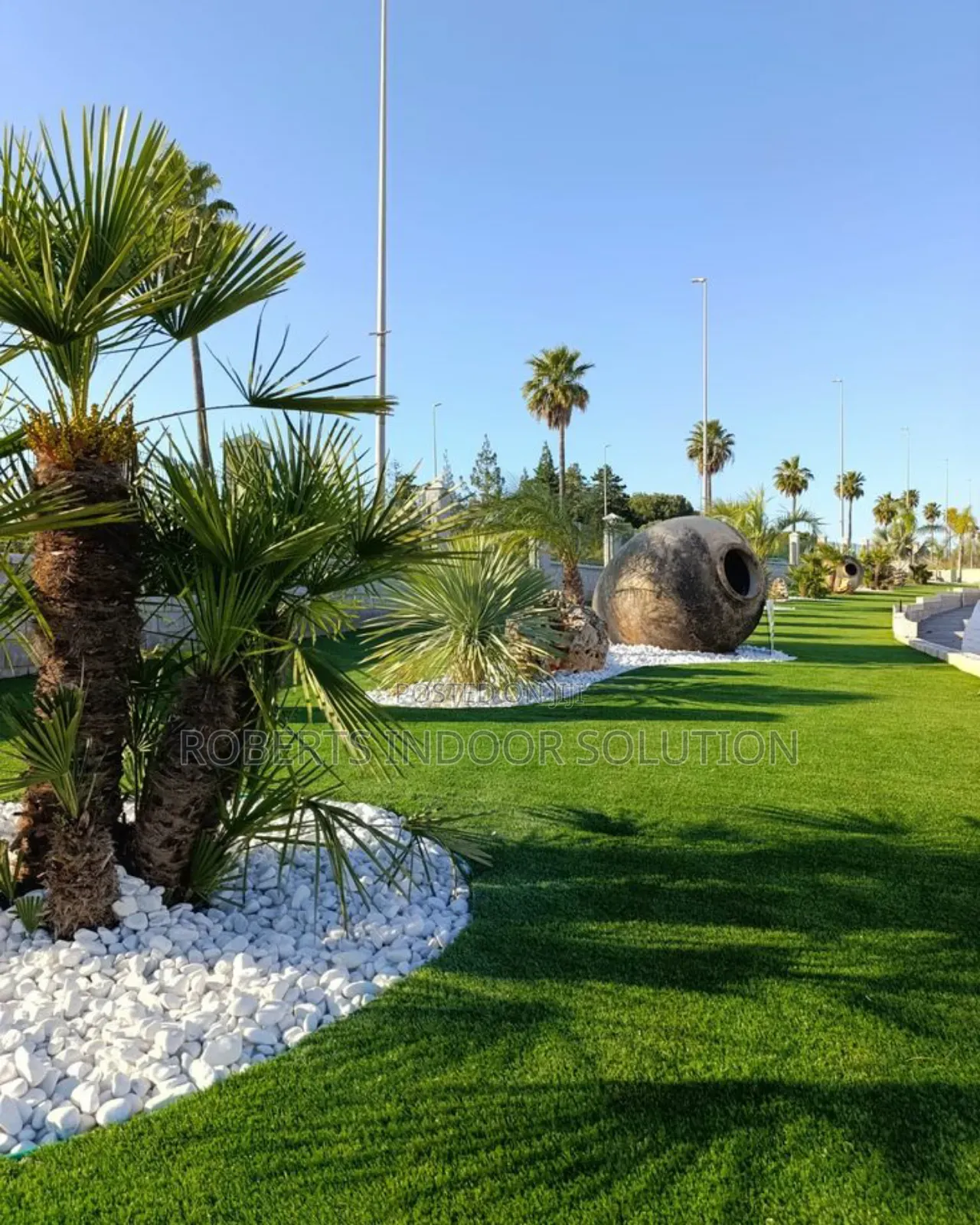 30mm Grass Carpet . It's Easy to Clean, Long-Lasting,