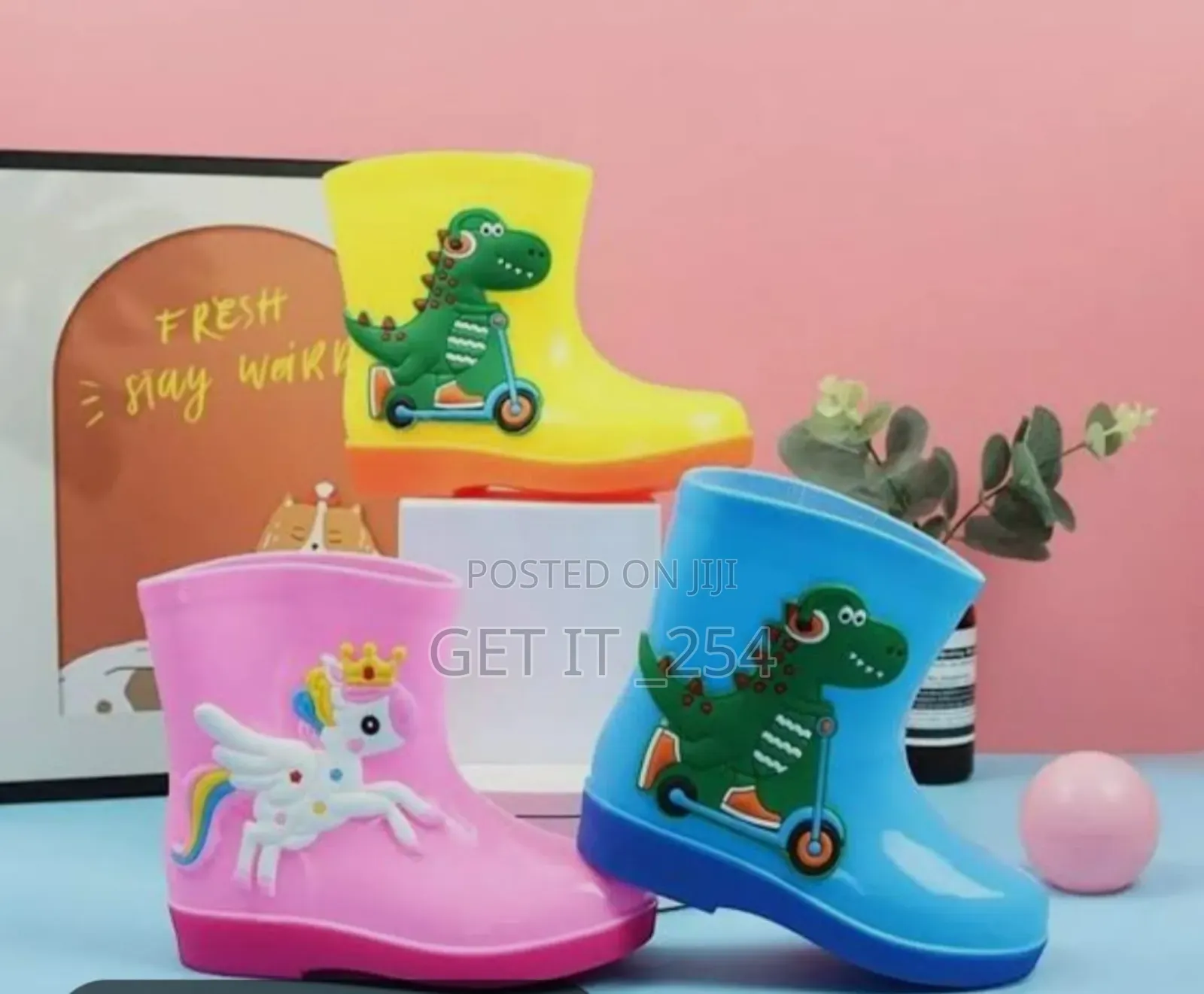 Kid's Rainboots
Size 26-40
Shades: Pink,  Blue, Yellow