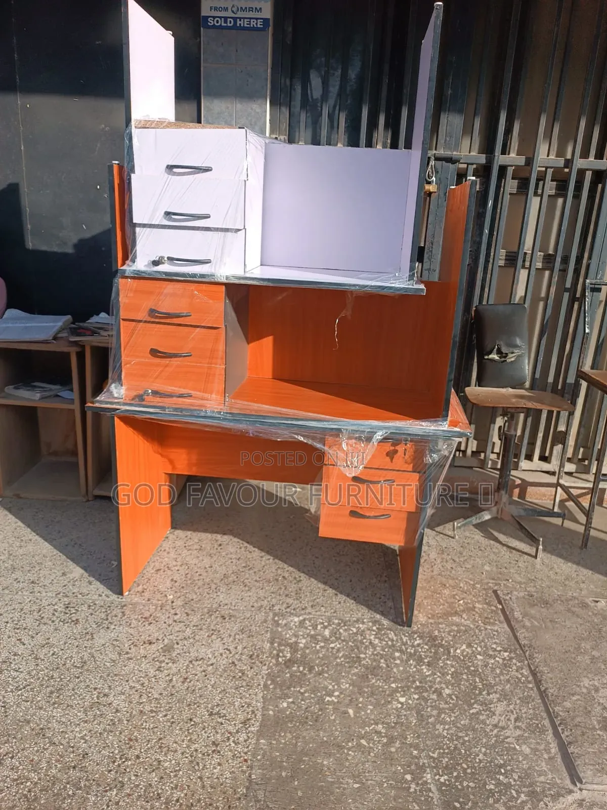 0.9m Quality Office Desk Yf8k