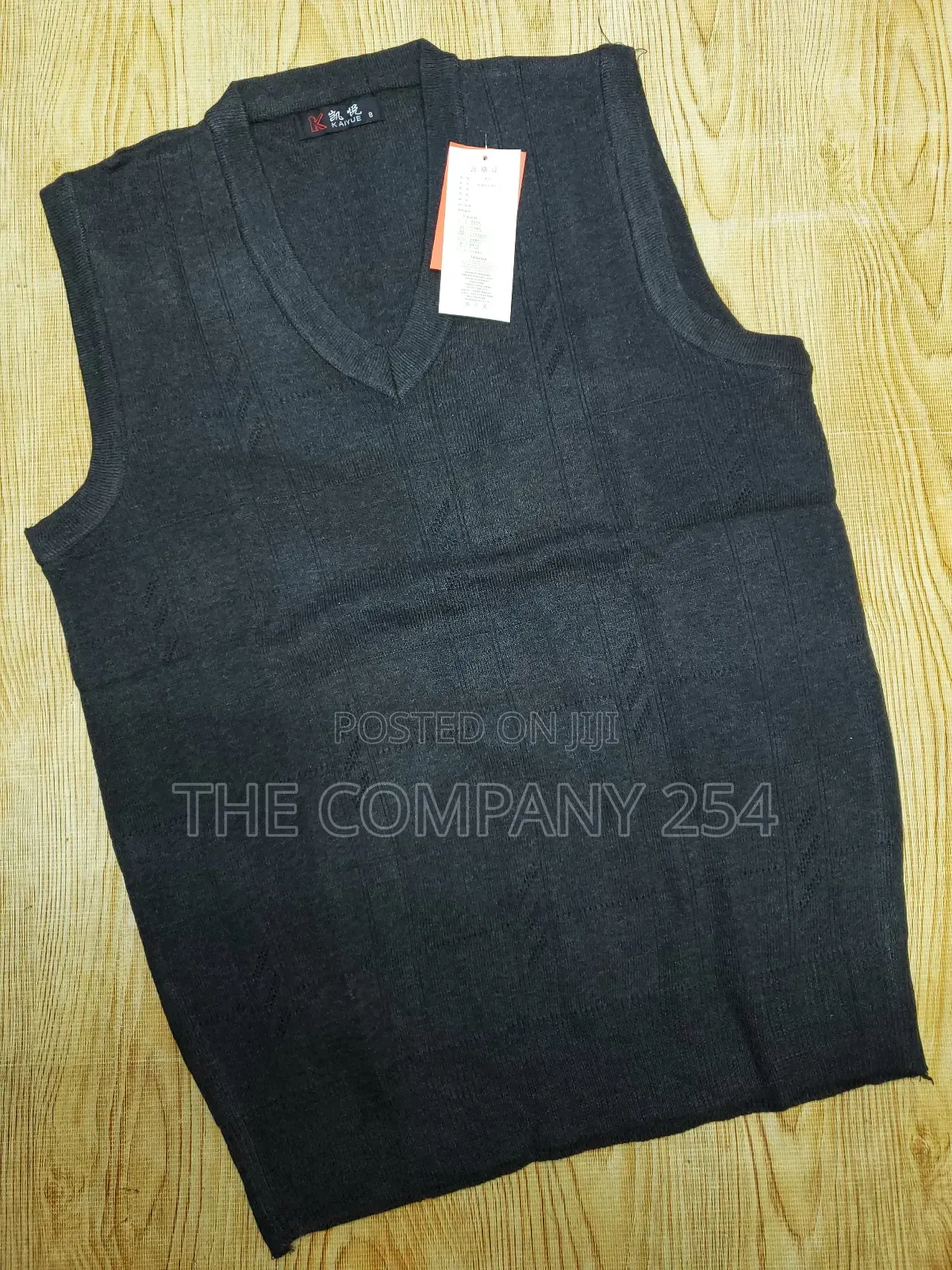Quality Windbreaker Cotton Knitted Half Sleeveless Sweaters