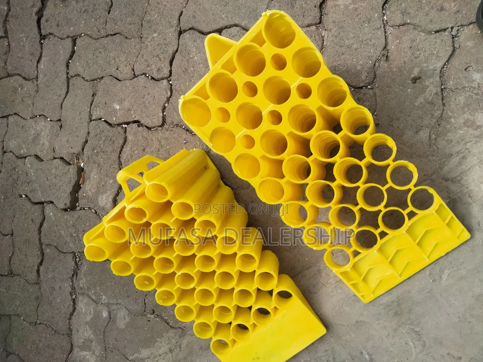 Single-Wheeled Wheel Stoppers