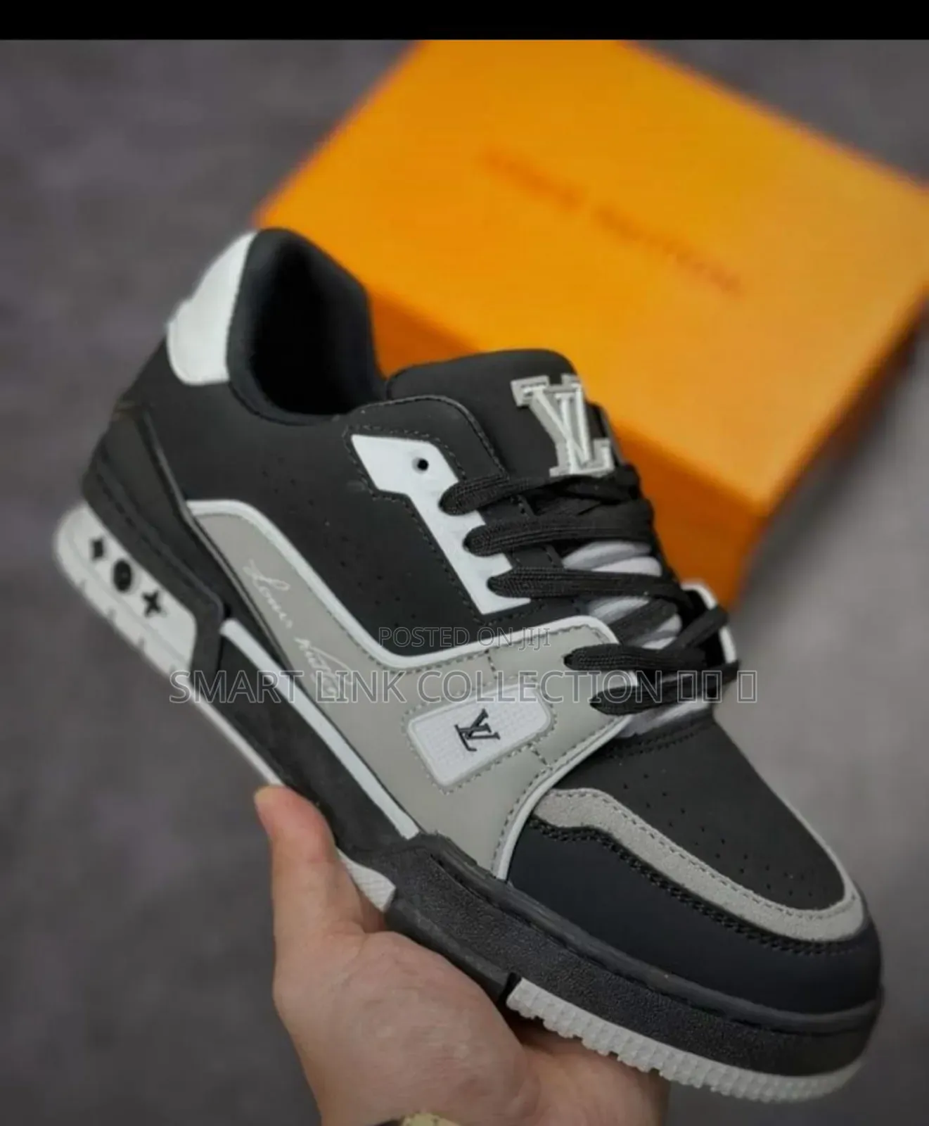 Louis Vuitton Sneakers