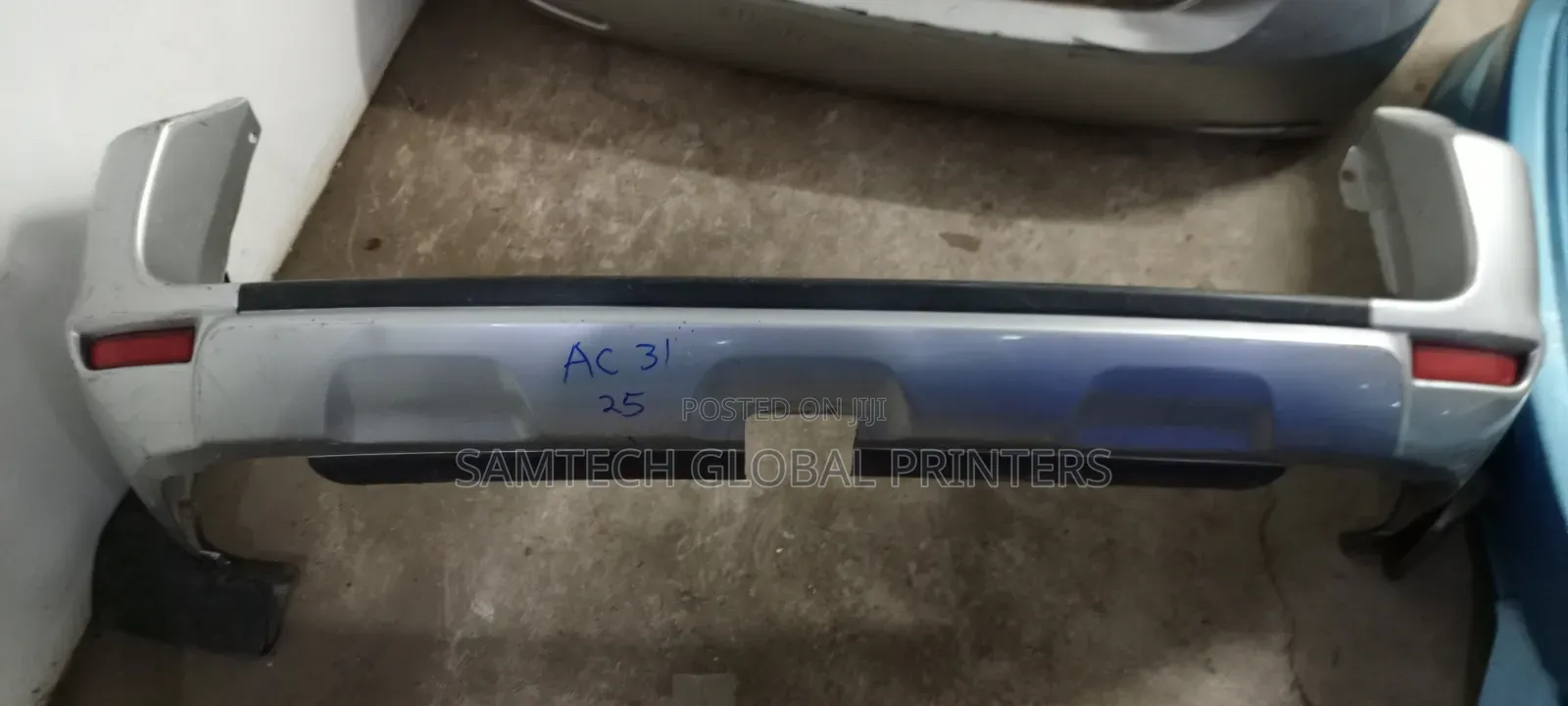 Exceptional Top Quality Toyota Rav 4 Back Bumper