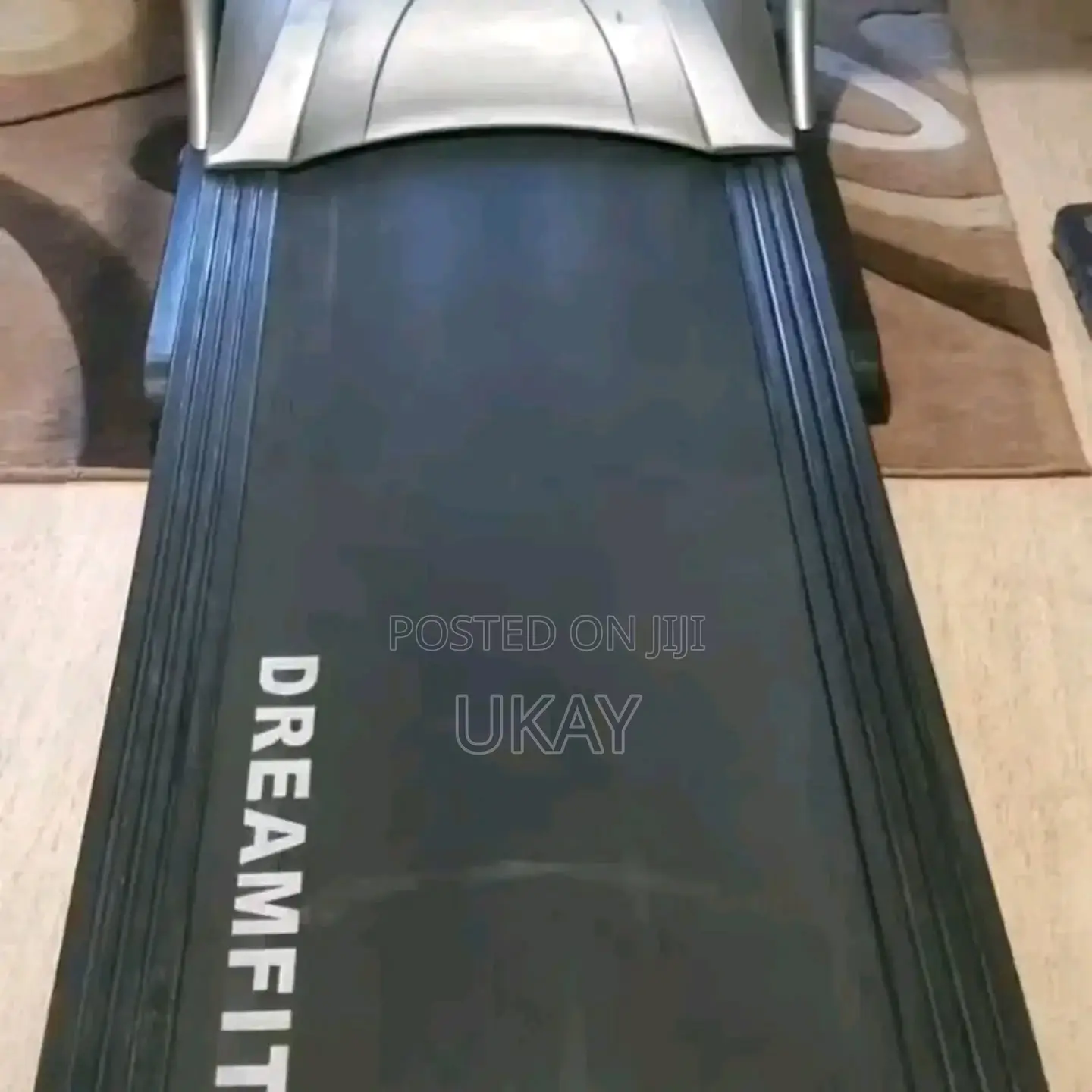Dream Fitness D1000 Treadmill.