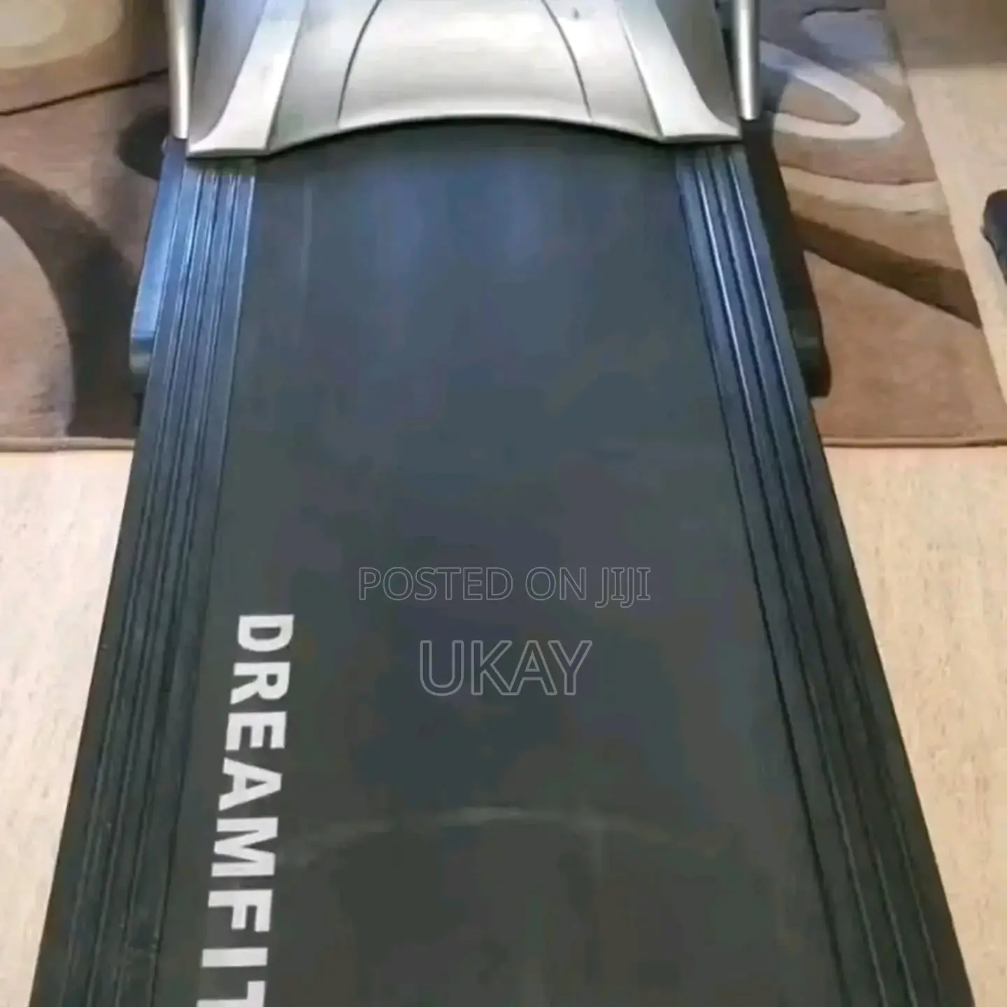 Dream Fitness D1000 Treadmill.