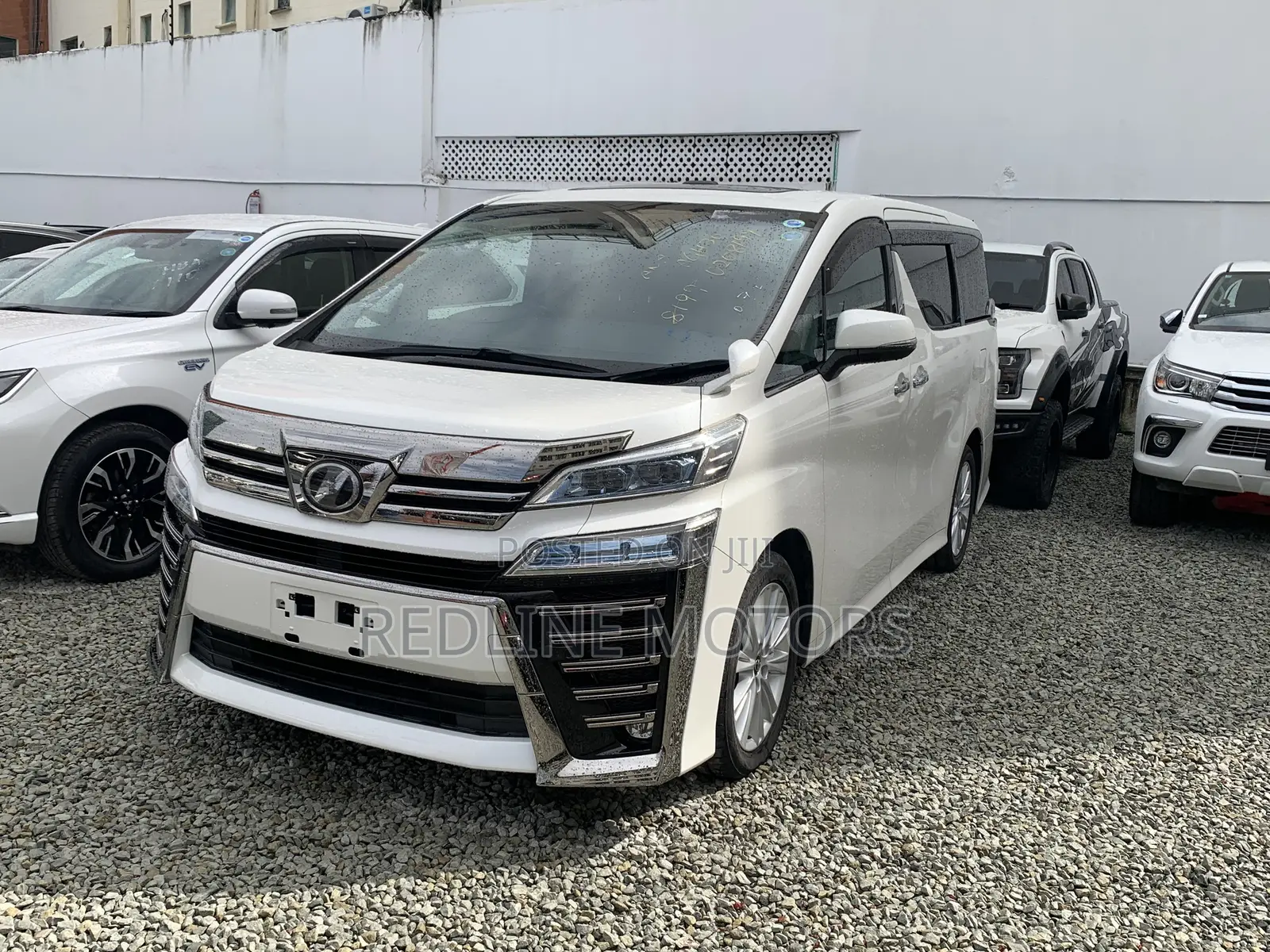Toyota Alphard 2.5 Petrol AWD 2018 Pearl