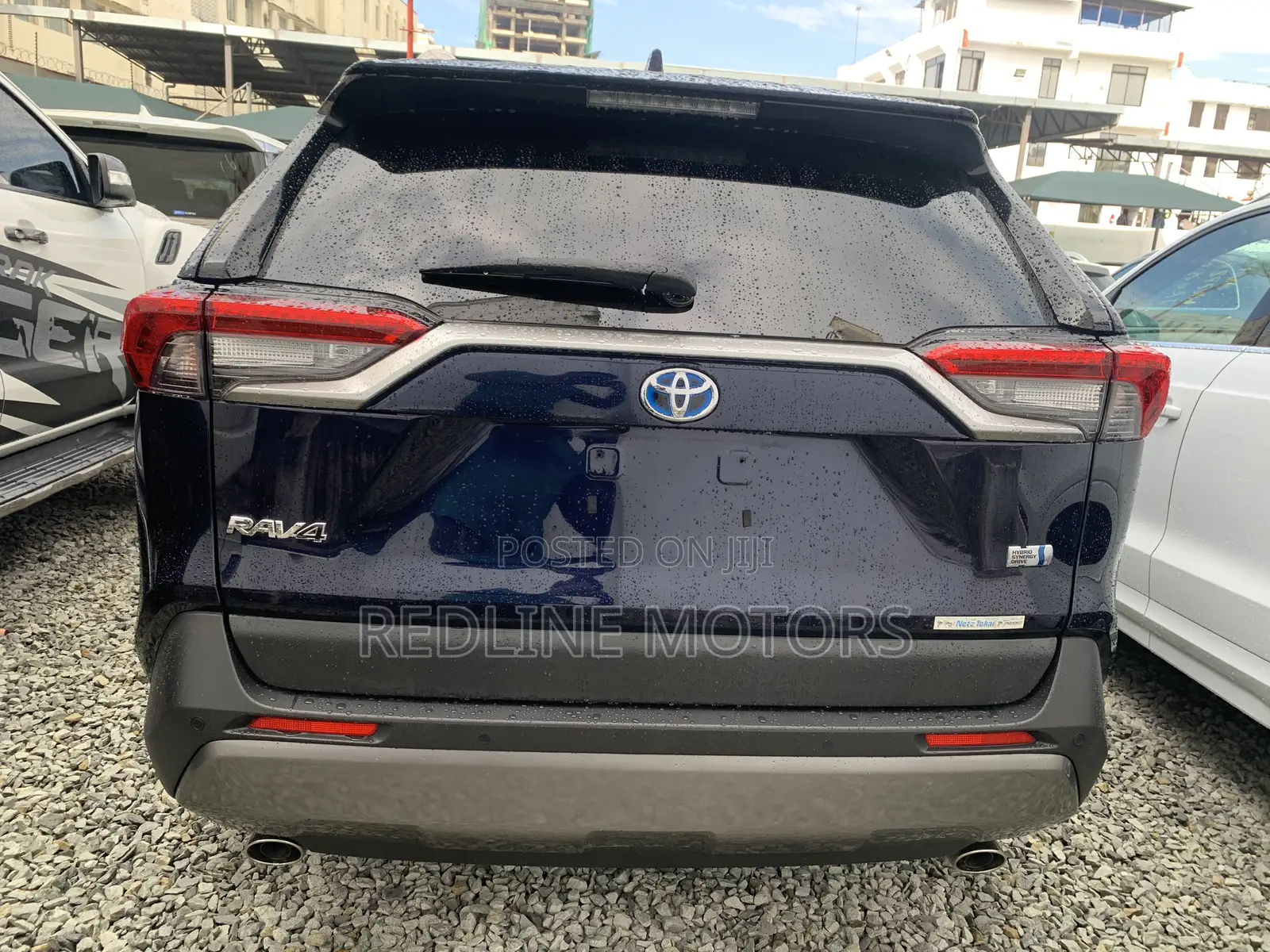 Toyota RAV4 Hybrid 2020 Blue