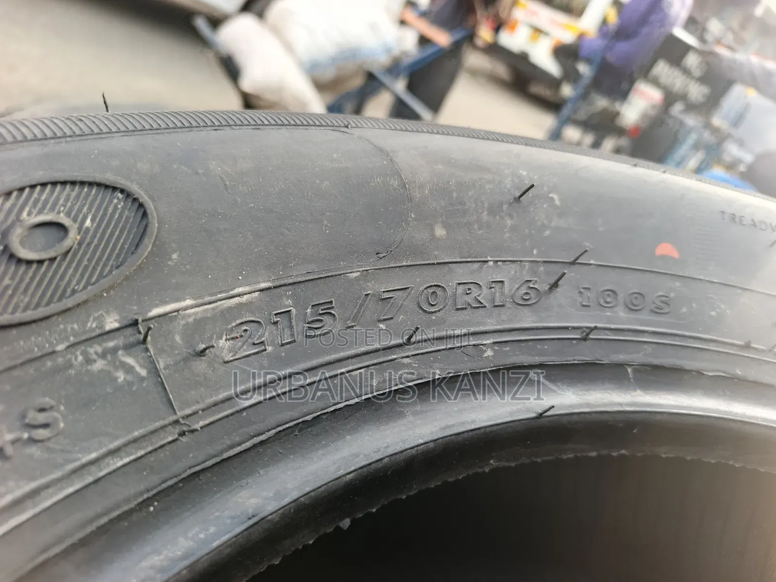 215/70r16 Maxtrek Tyre
