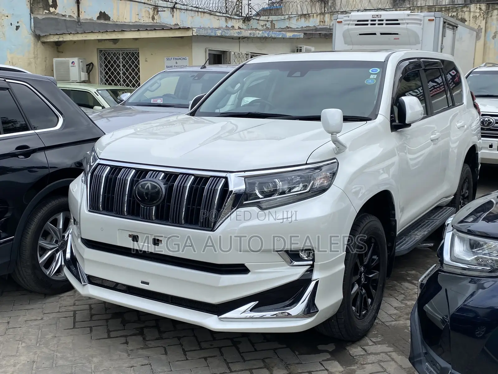 Toyota Land Cruiser Prado 2018 White