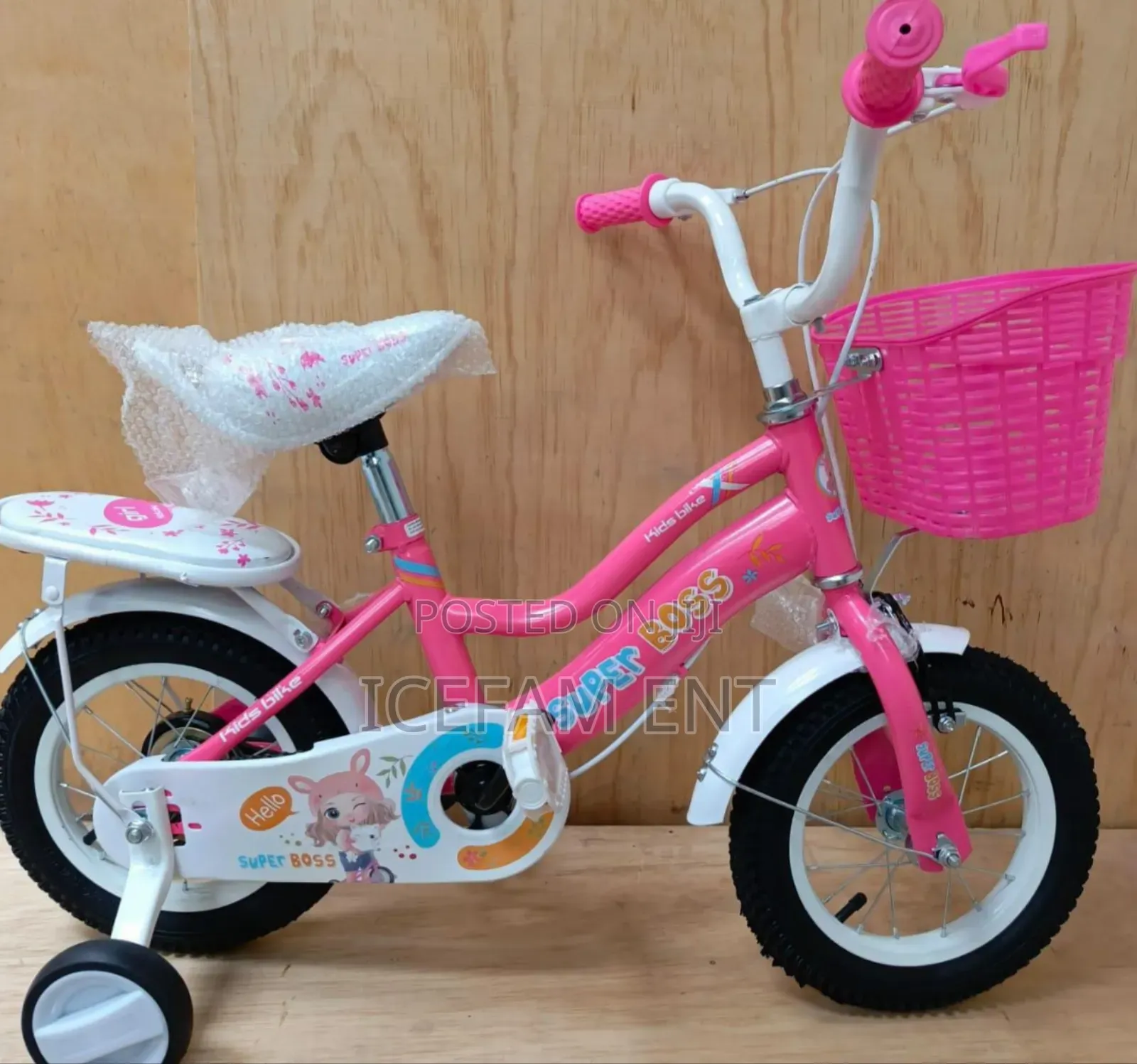 Gils Bike Size 20/Girls Bike