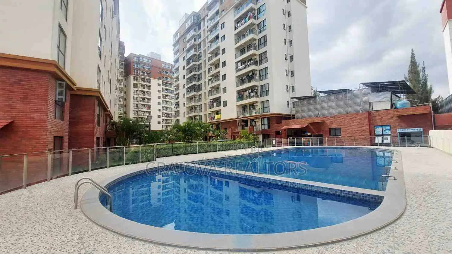 3bdrm Apartment in Hotel 67 Area for sale