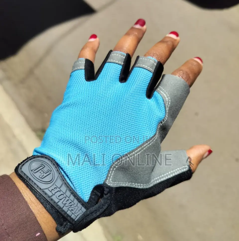 Half Finger Anti-slip Fitness Gloves For Men And Women