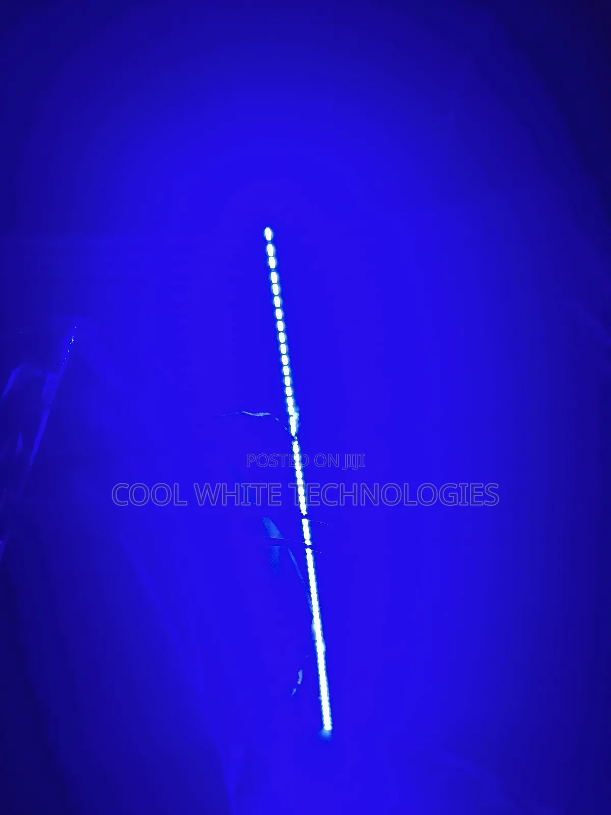 TCL Qled Tv Backlights Blue or White Light