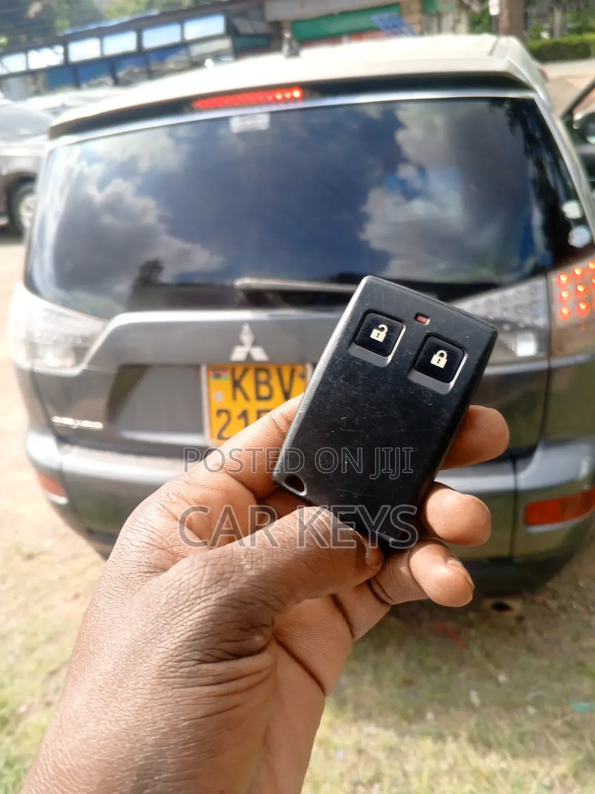 Mitsubishi Outlander Sport Key Replacement Services