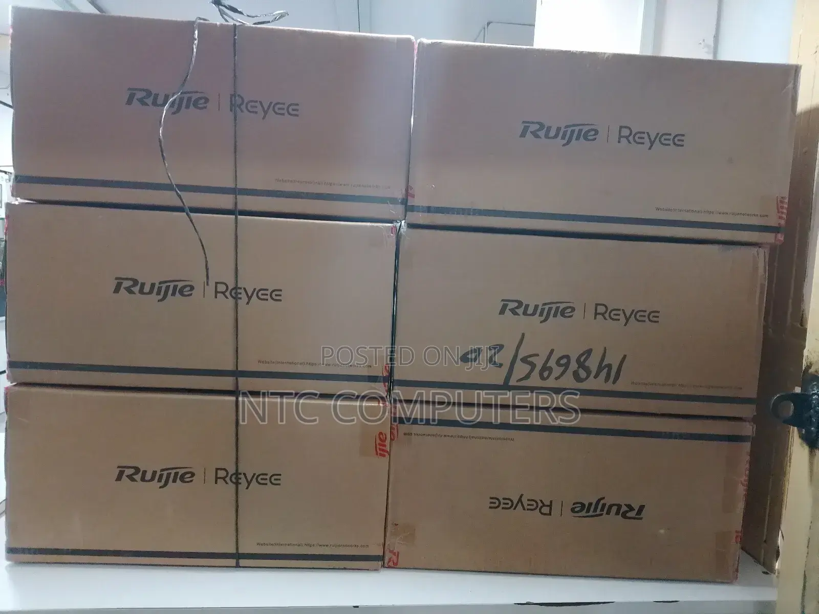 Ruijie Rg-Rap6262(G) Wi-Fi 6 Ax1800 Outdoor Omni-Directiona