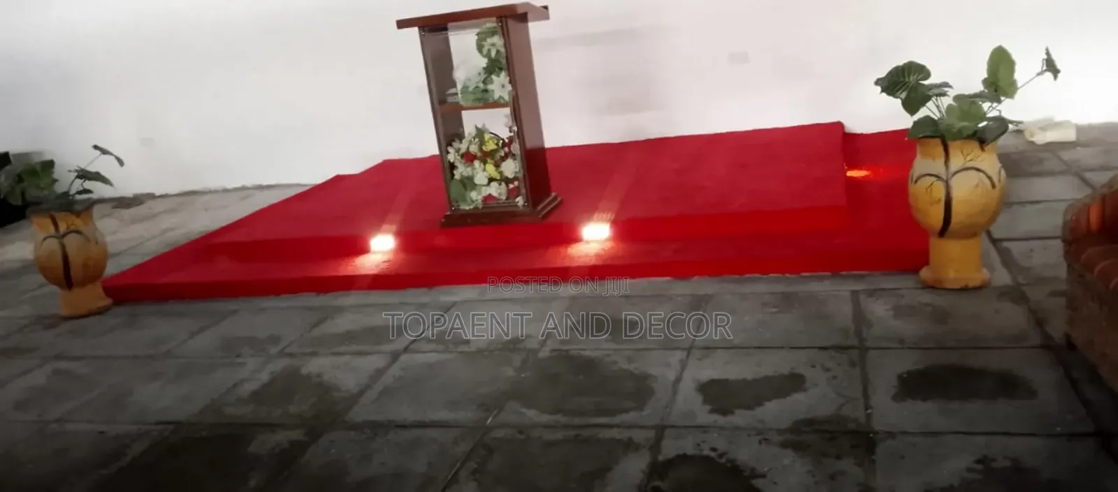 Smart Church Pulpit for Smooth and Quiet Installation