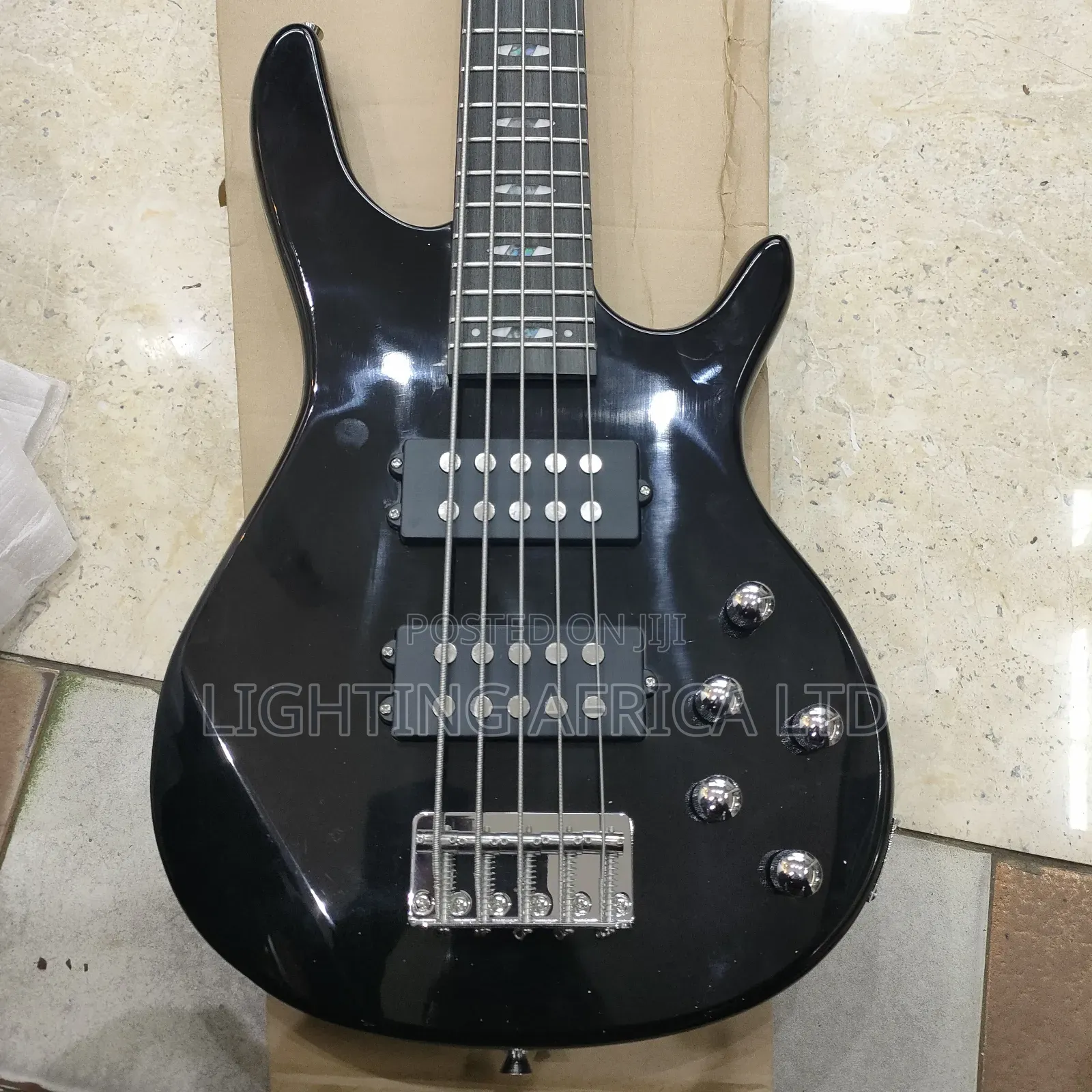 Ibanez 5 String Active Bass Black