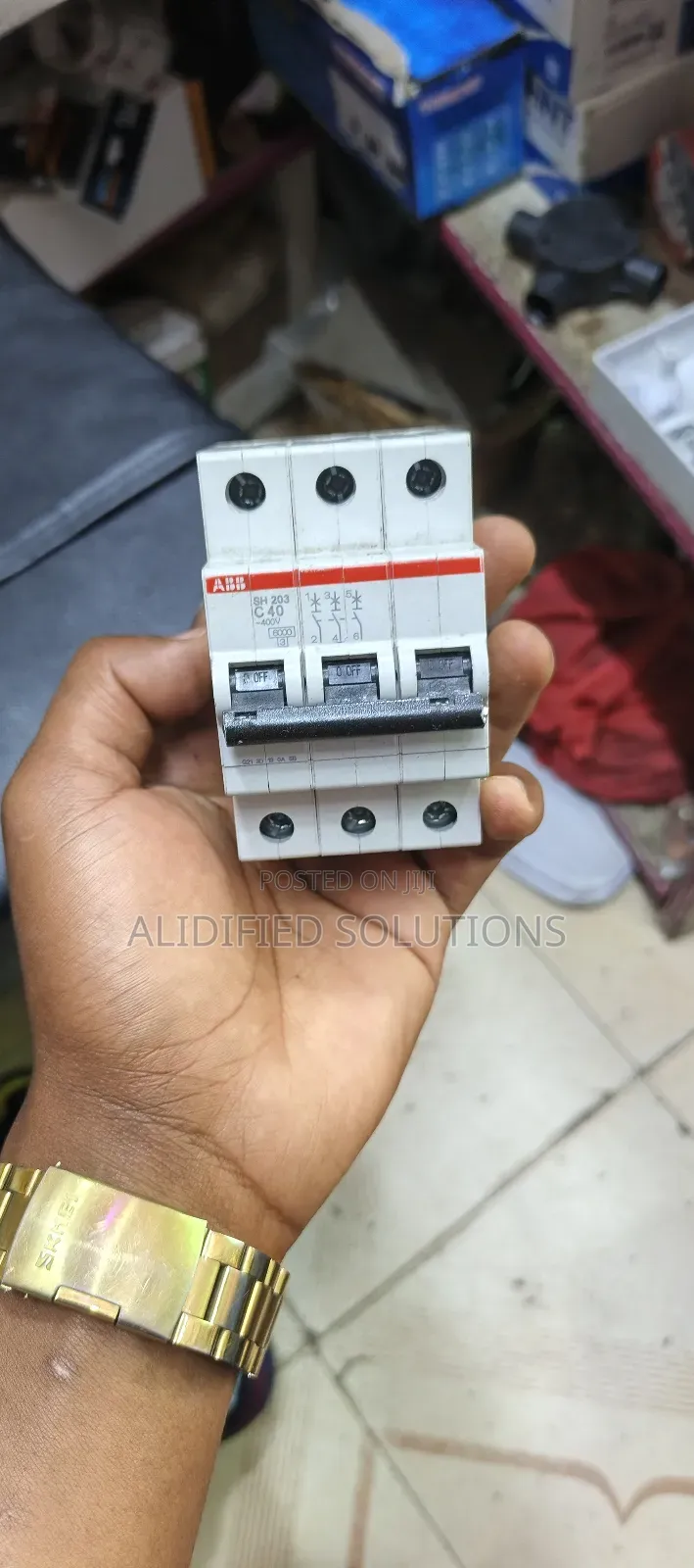 Abb Tripple Pole