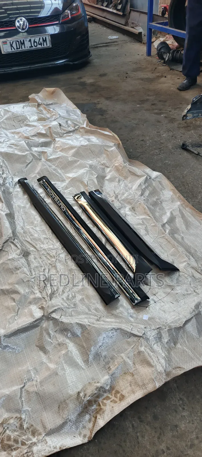 Subaru Outback Bs9 Door Mouldings.
