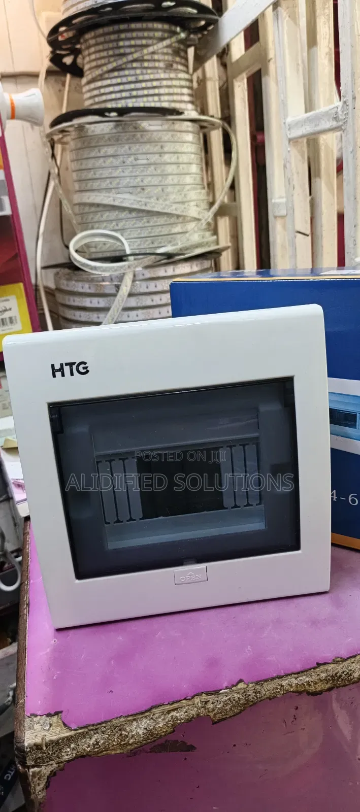 HTG Distribution Box 4-6 Way