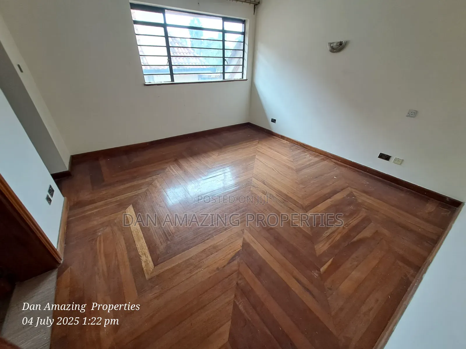 6 Units of 5bdr Townhouse Lavington for Sale Alng Convent Dr
