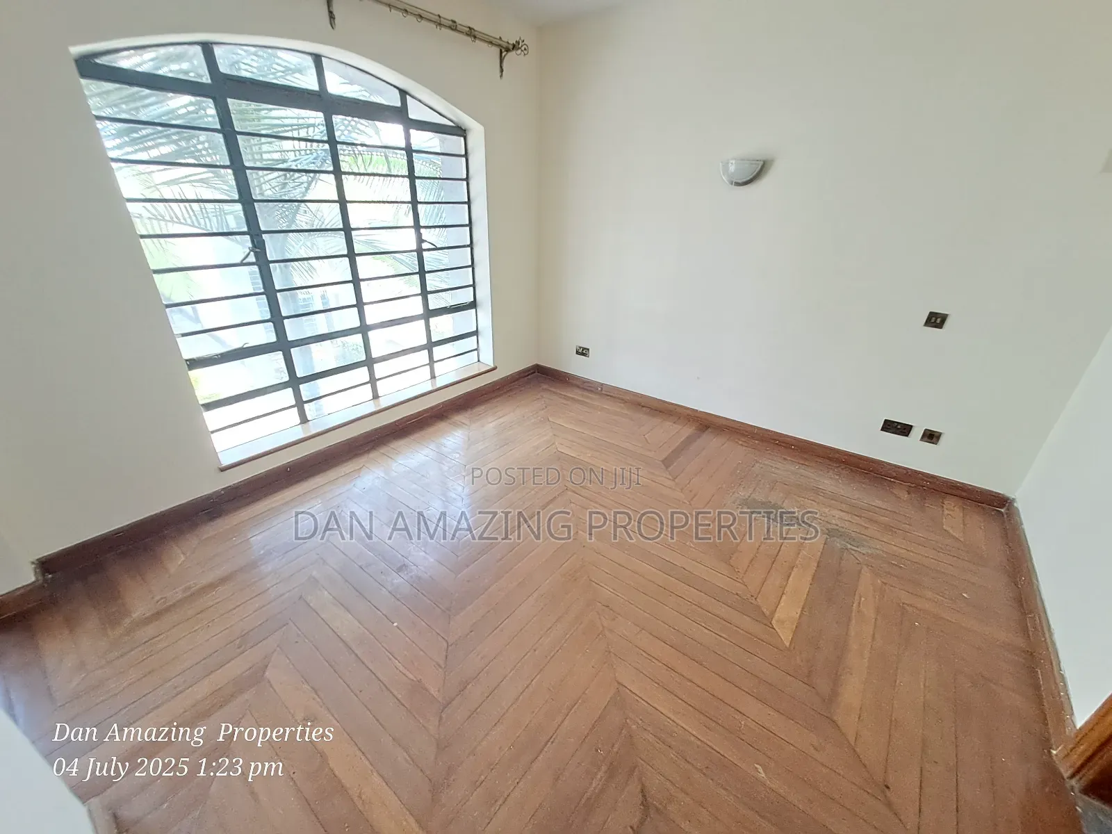 6 Units of 5bdr Townhouse Lavington for Sale Alng Convent Dr