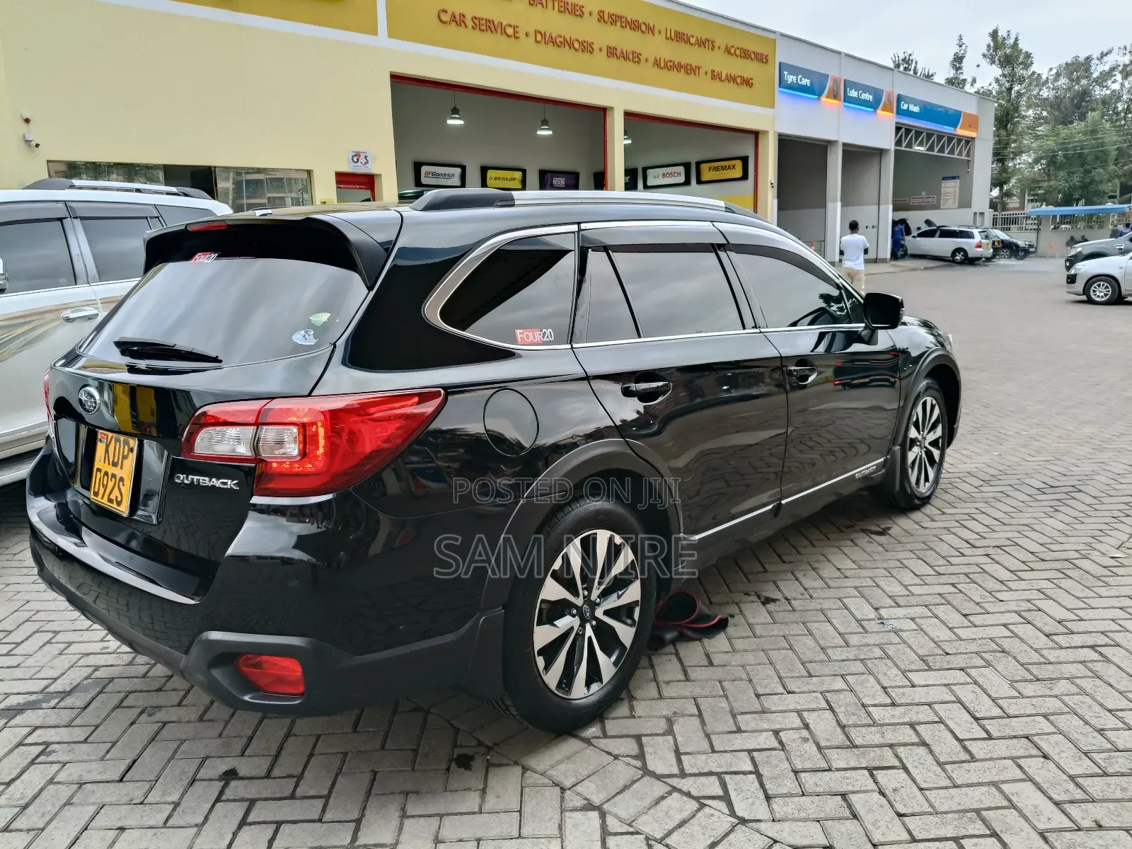 Subaru Outback 2.5i Premium AWD 2016 Black