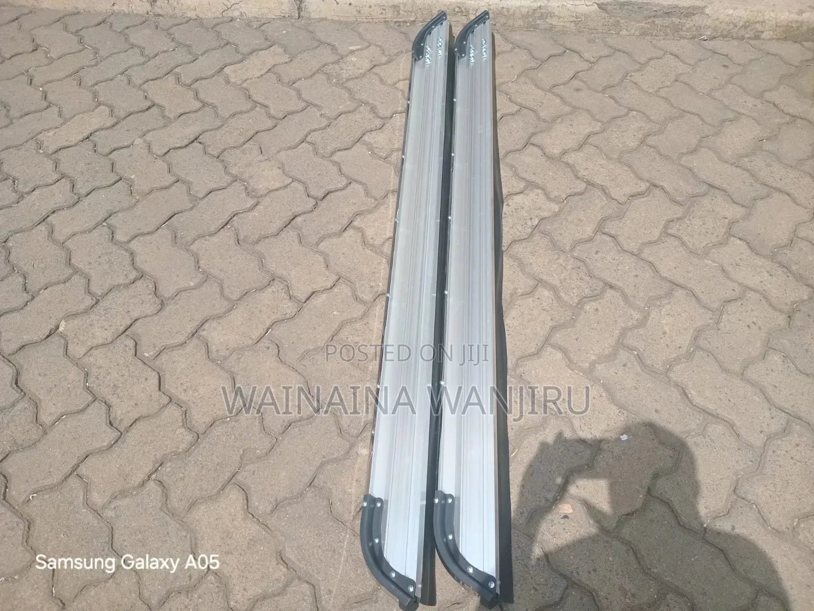 Universal Side Step for All Vehicles