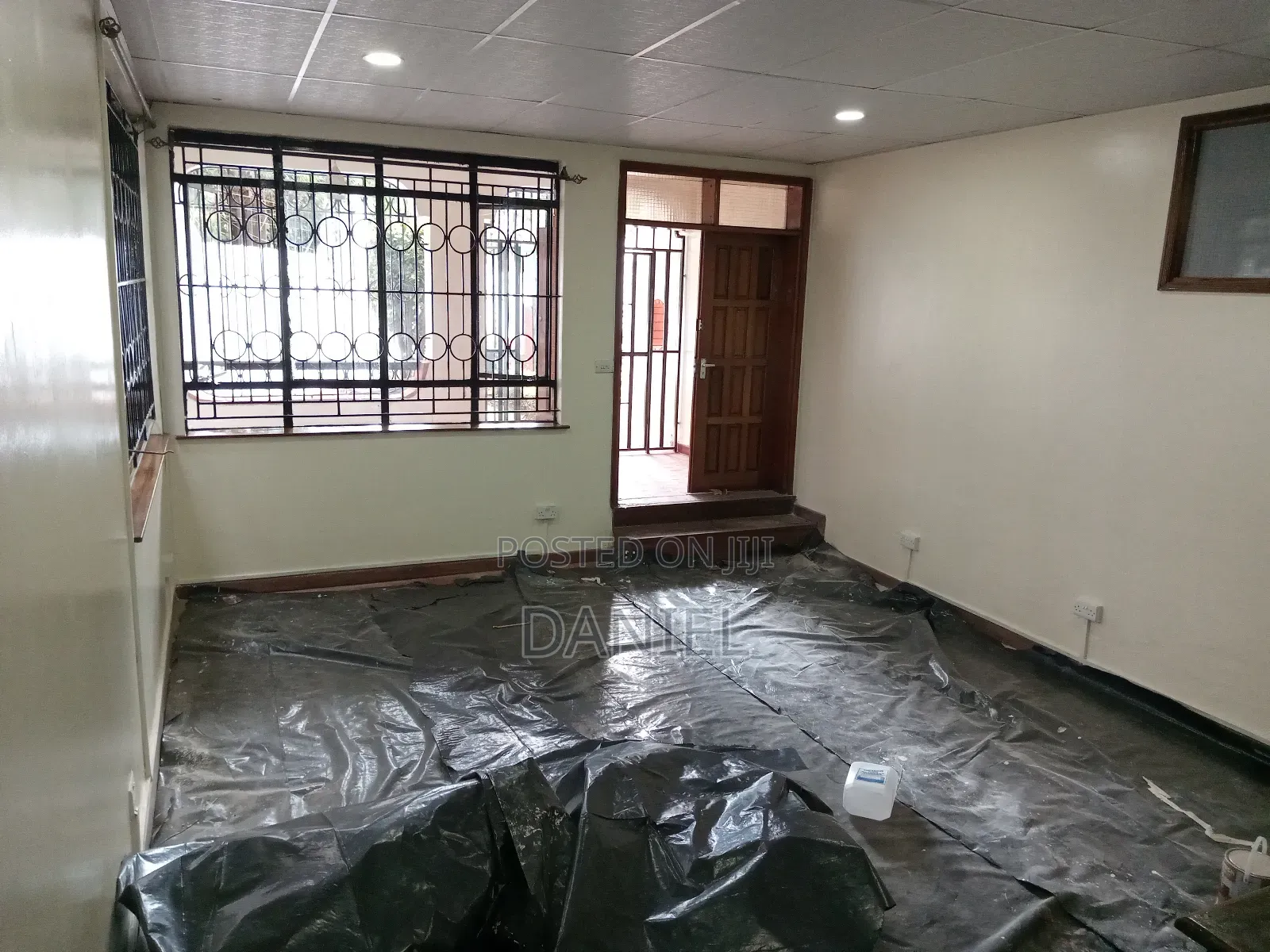 Five Bedroom Commercial Townhouse to Let Riverside Drive