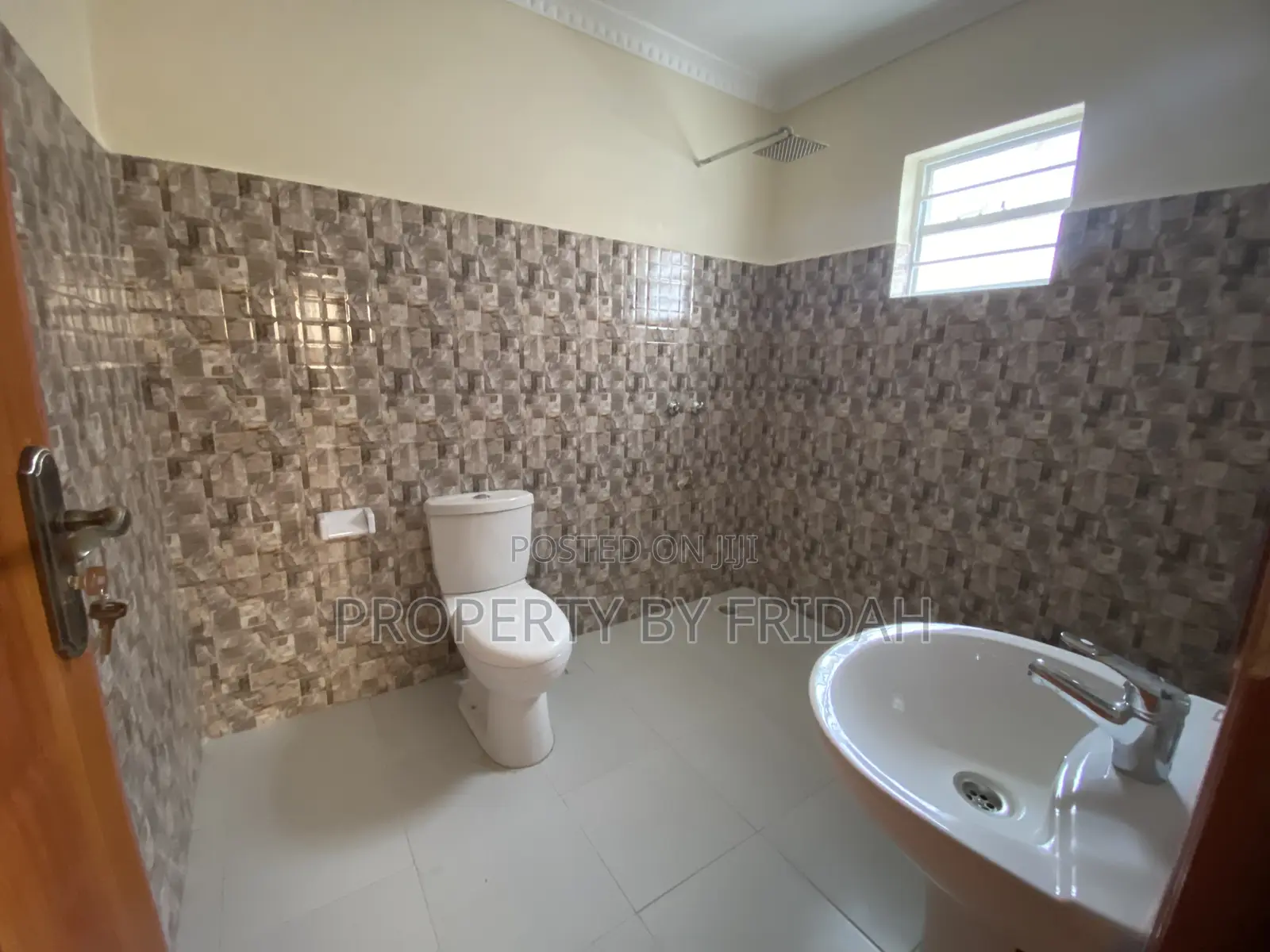 3bdrm Bungalow in Kitengela for sale