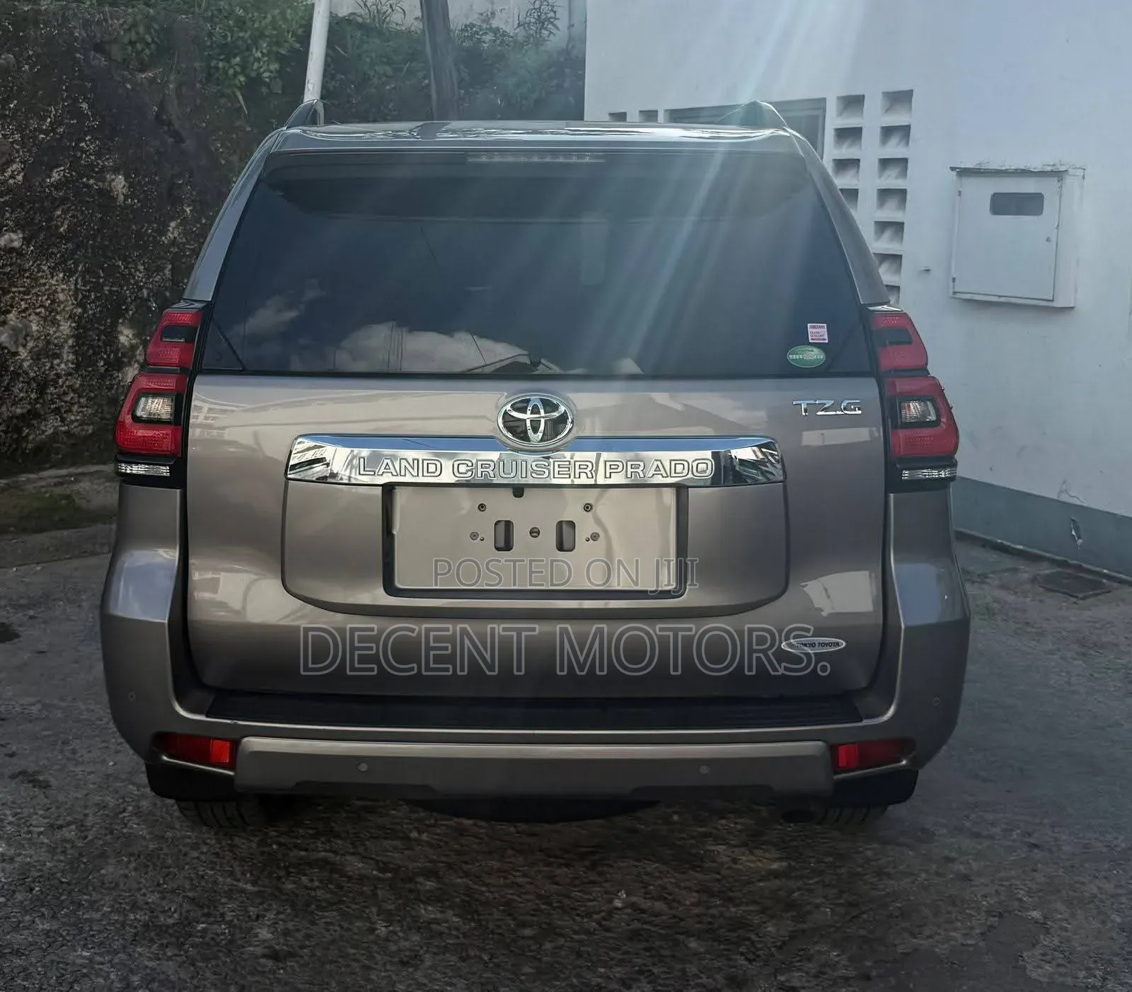 Toyota Land Cruiser Prado 2.8 2018 Gold
