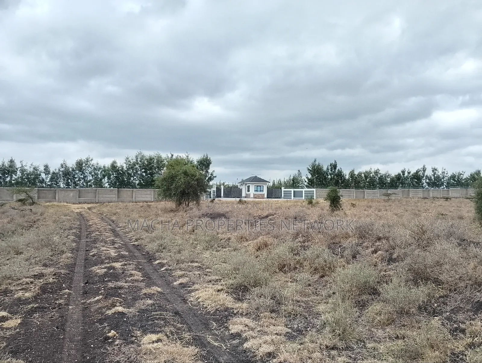 Konza 6 Plots Onsale Joined -Price 1.8m.
