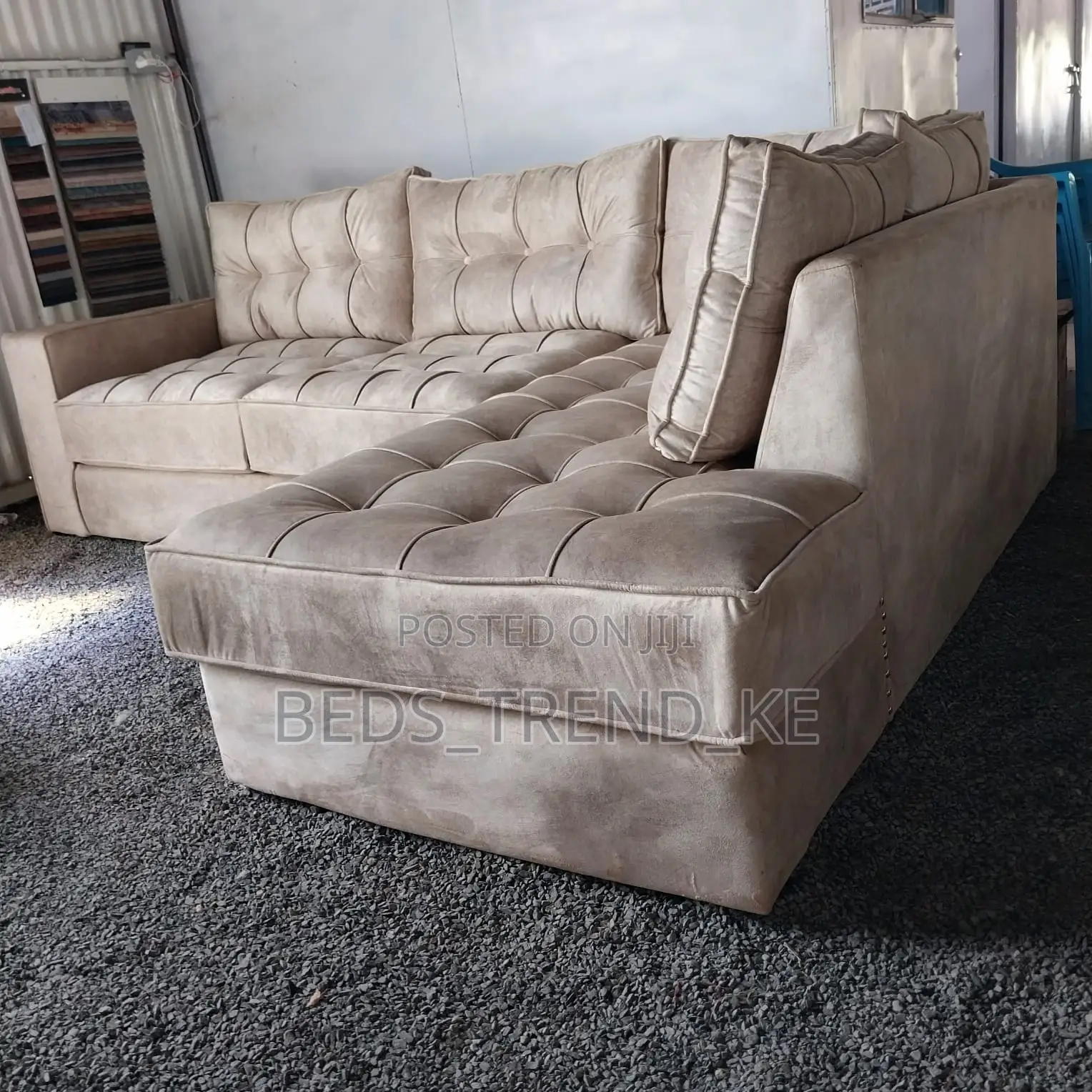 Sturdy 6 Seater Modernized Chester L Seat Sofa