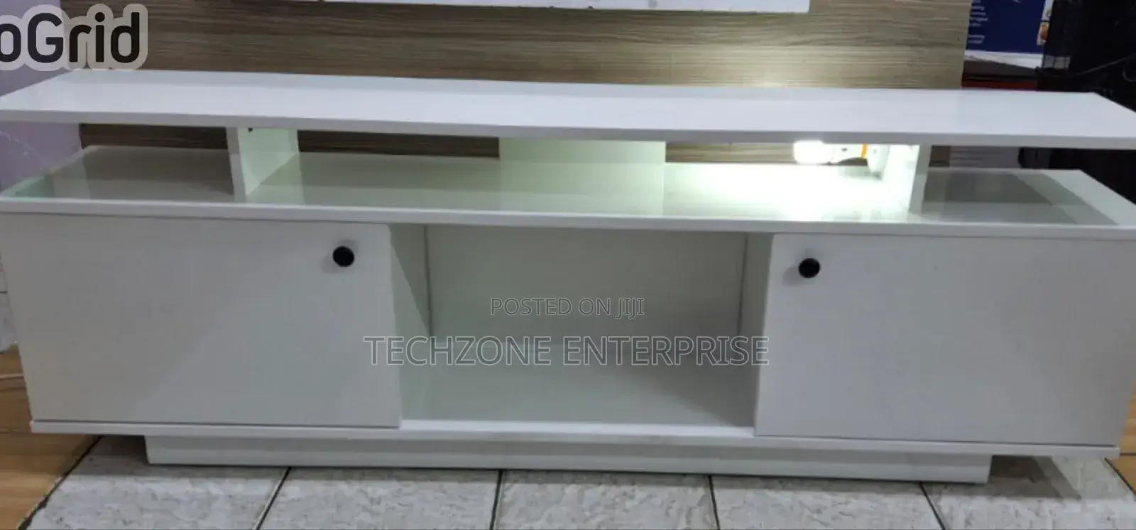 *Elegant Oslo Modern Wooden Tv Stand 5ft With Led Light 