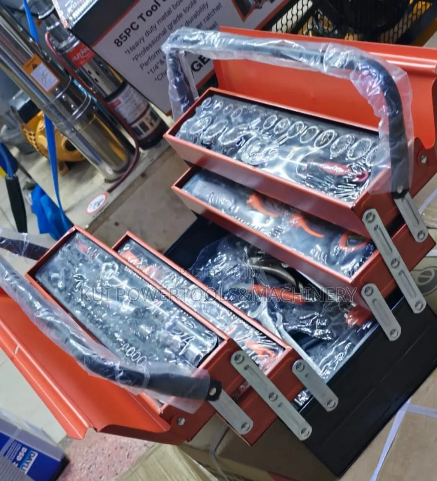 85pc Toolset/ Metallic Toolbox