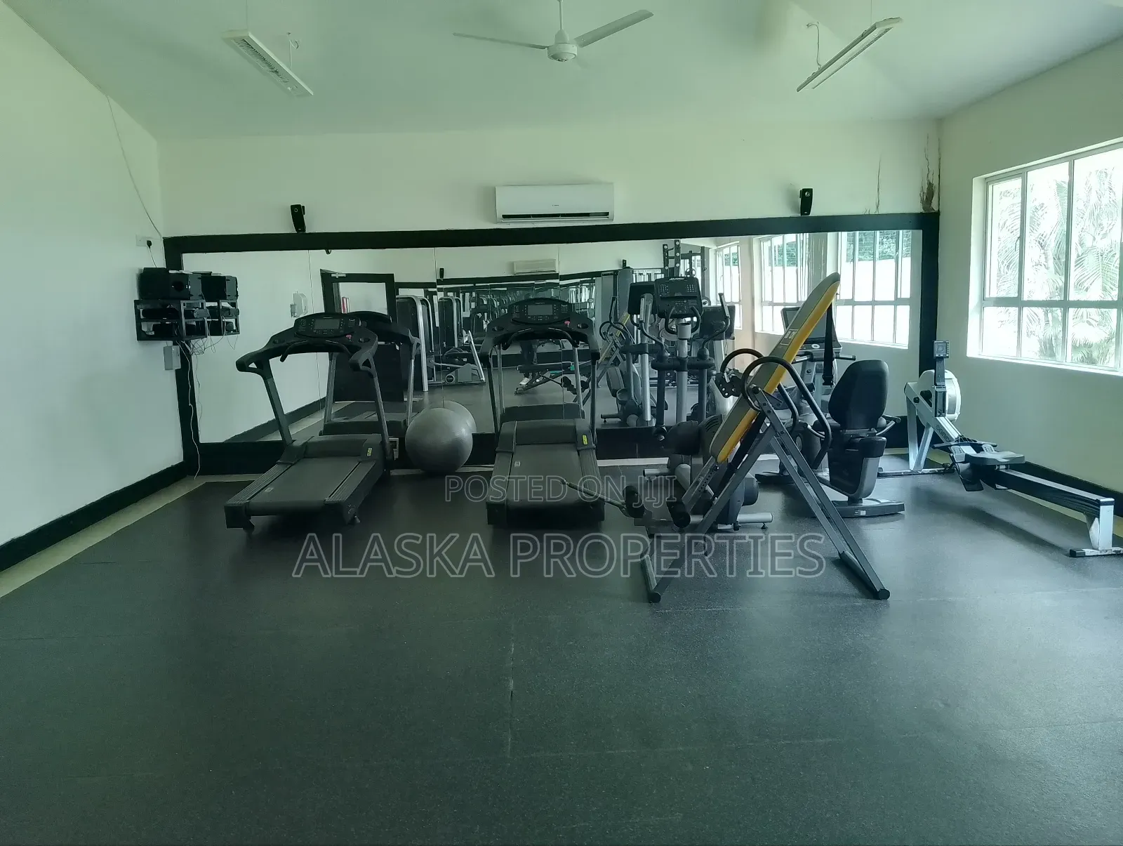 4bdrm Apartment in Nyali Estate for rent
