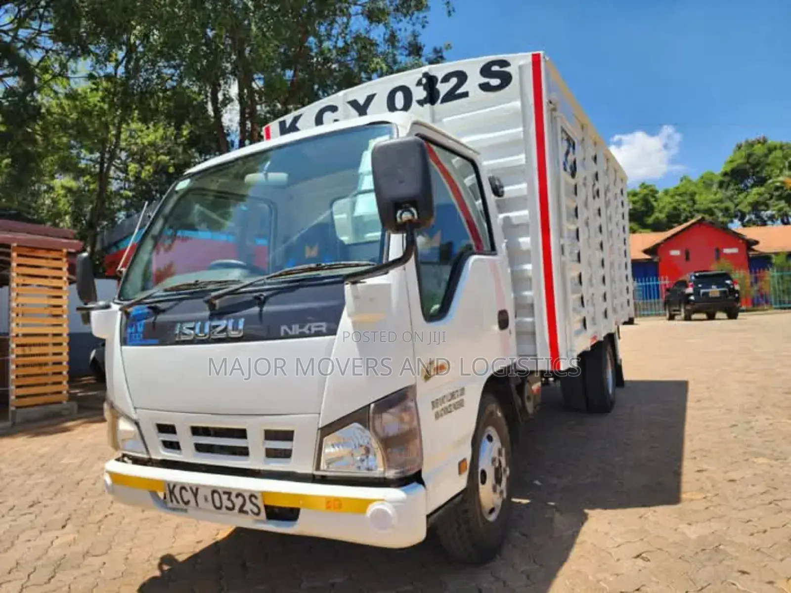 Canter Coverbody Accessible for Transport Jobs