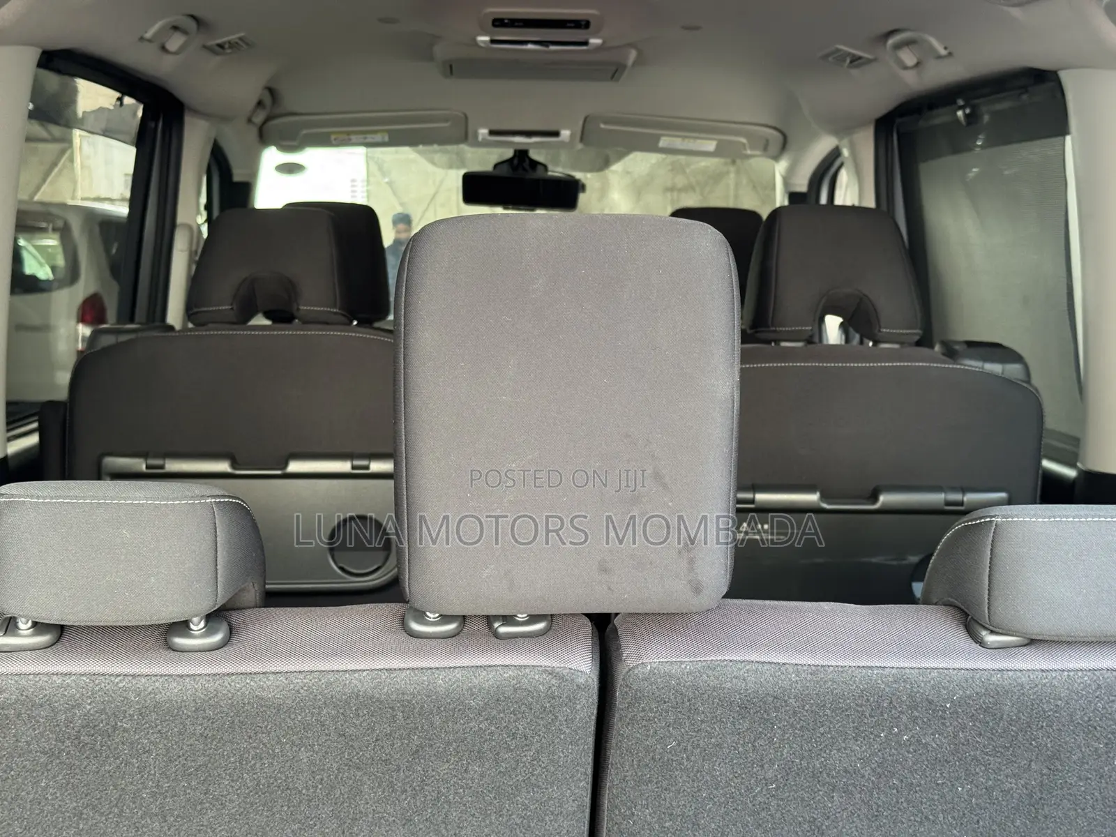 Nissan Serena 2019 Silver