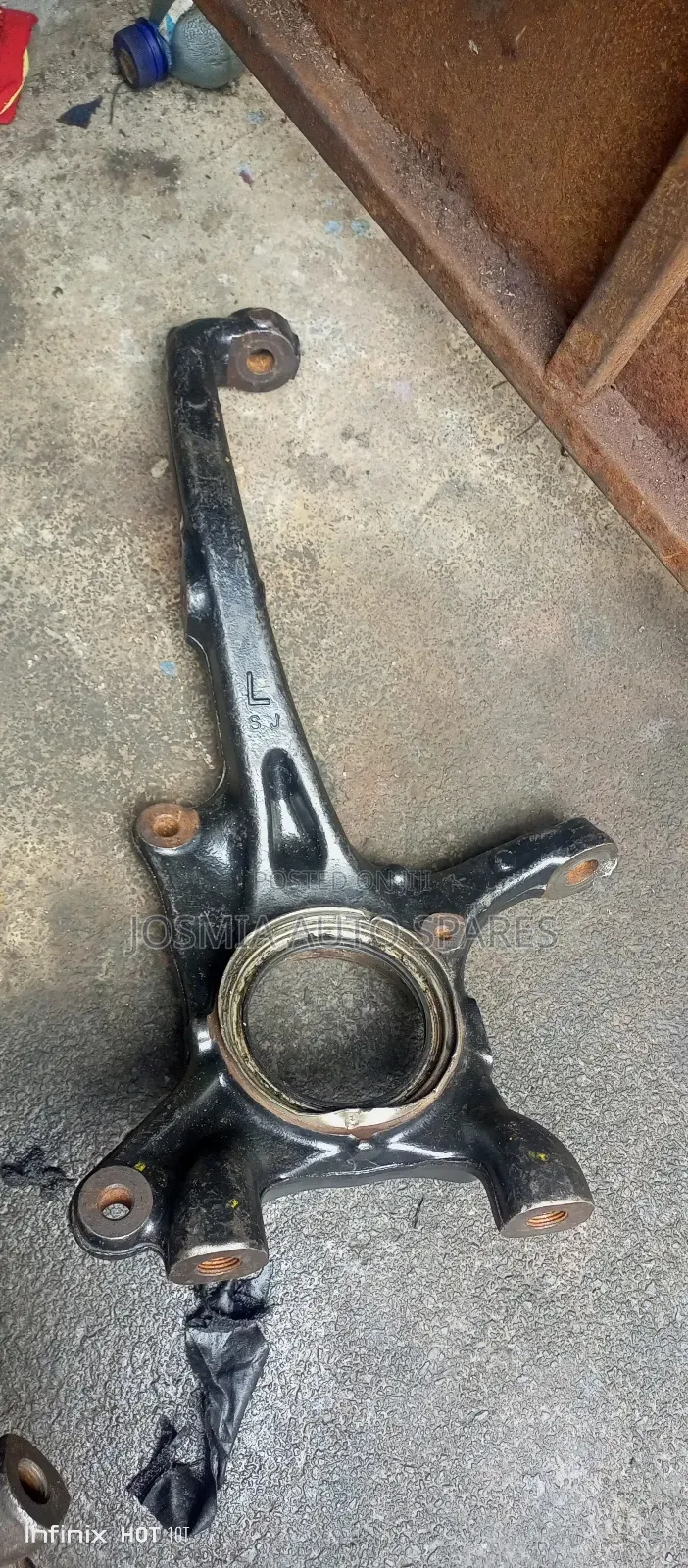 Toyota V8 Knuckle Arm