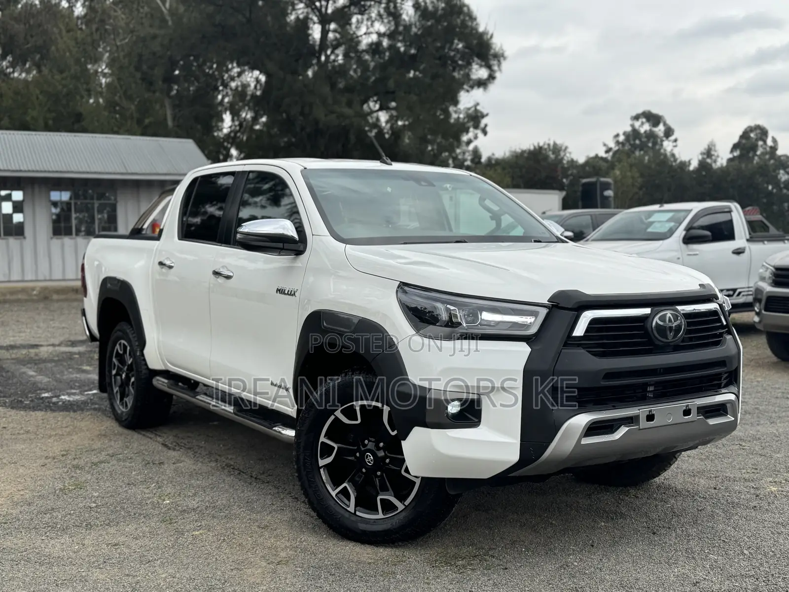Toyota Hilux Revo Double Cab Deisel 2.4 AWD 2019 White