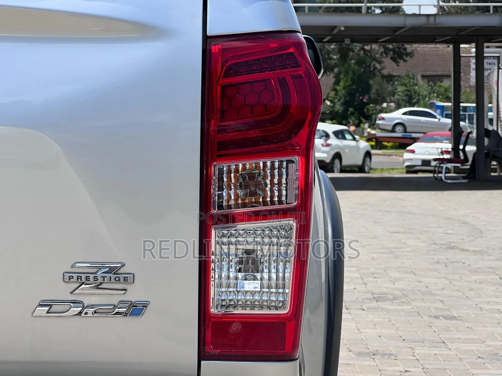 Isuzu D-MAX 2018 Silver