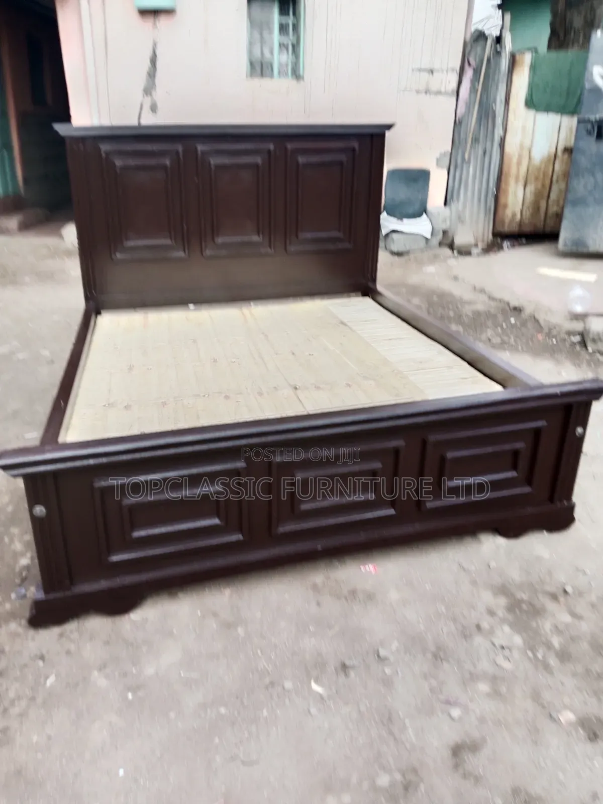 Chocolate Bed 5x6