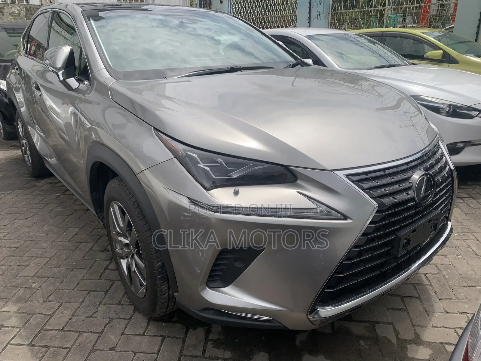 Lexus NX 300 FWD 2018 Silver