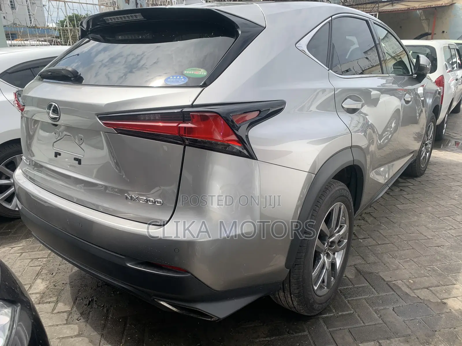 Lexus NX 300 FWD 2018 Silver