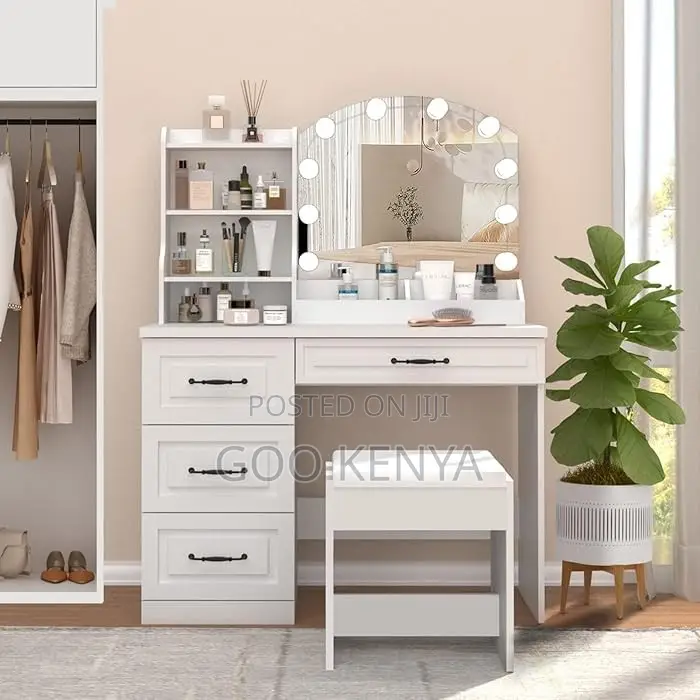 Home Dresser ; Dressing Table With Lamp and Mirror