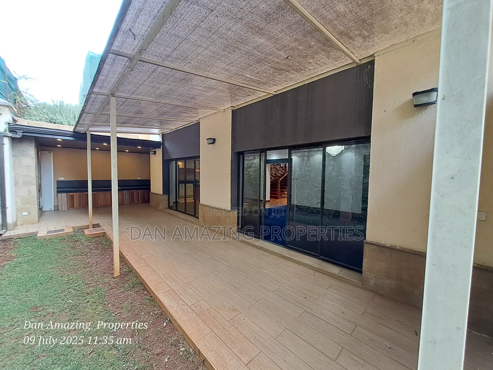 5bdrm Townhouse/Terrace in Othaya Road, Lavington for sale