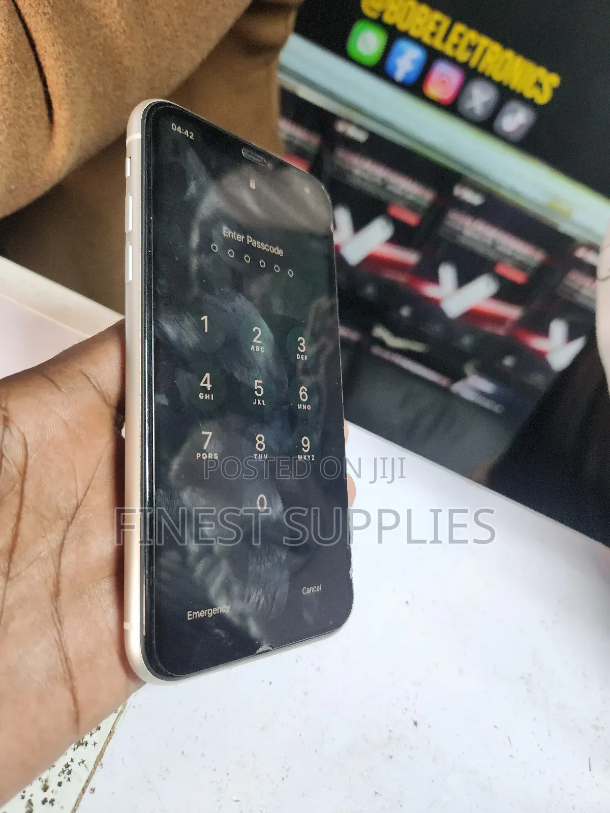Apple iPhone 11 128 GB White